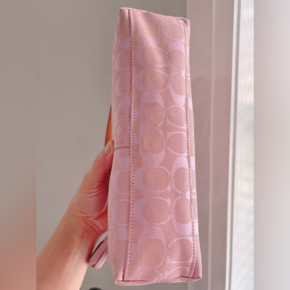 ❌SOLD FACEBOOK❌ Authentic Vintage Y2K Coach baby pink 6371 purse 🌸 - Picture 9 of 11